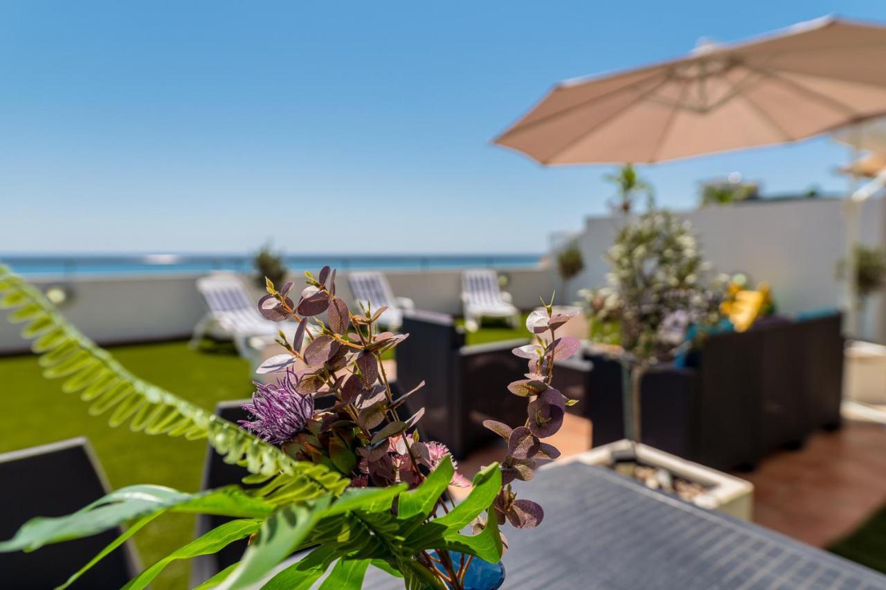 Апартаменты Makenzy Seaview Penthouse Ларнака Экстерьер фото