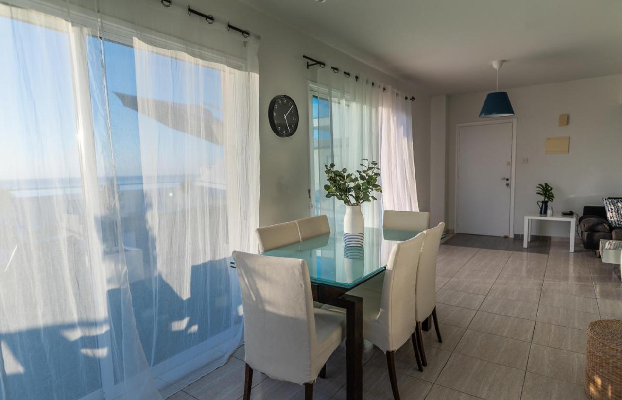 Апартаменты Makenzy Seaview Penthouse Ларнака Экстерьер фото