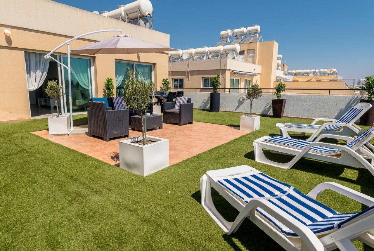 Апартаменты Makenzy Seaview Penthouse Ларнака Экстерьер фото