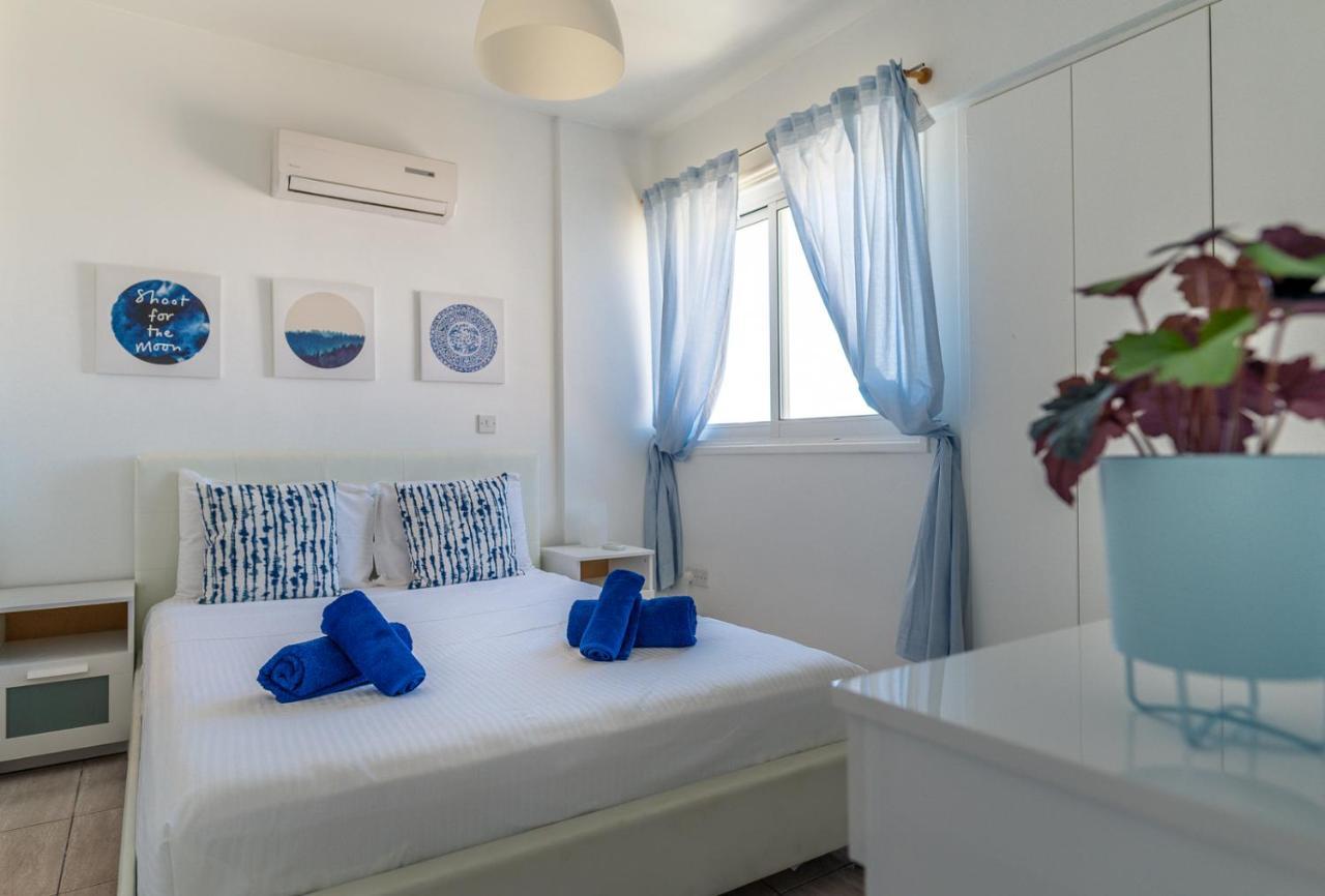 Апартаменты Makenzy Seaview Penthouse Ларнака Экстерьер фото